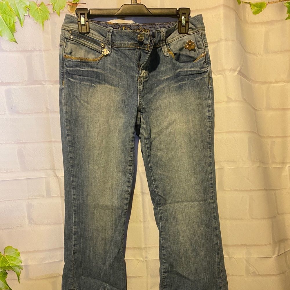 DEREON JEANS